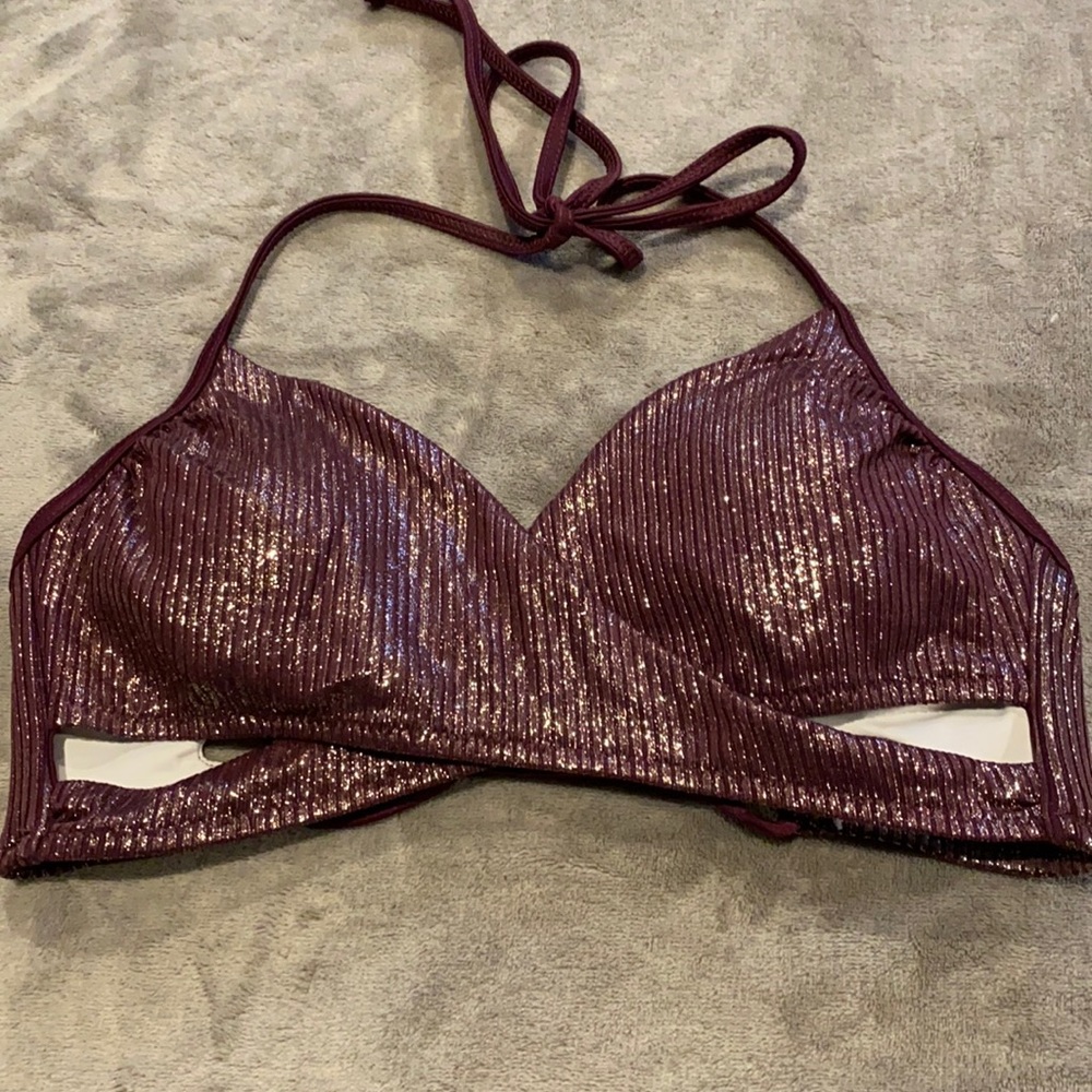 Pink bikini top